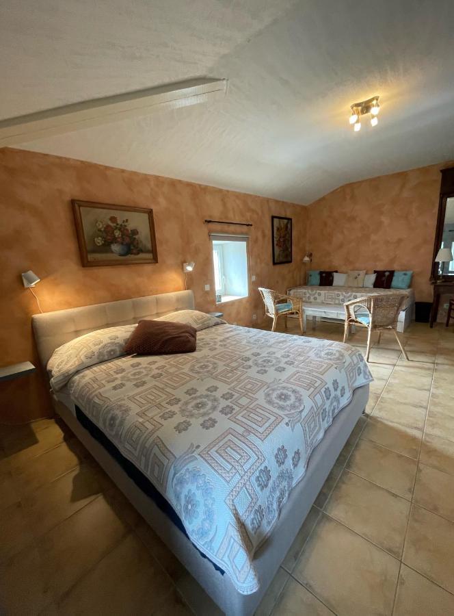 فندق Le Manoir Du Raveyron فالون بون دارْك المظهر الخارجي الصورة