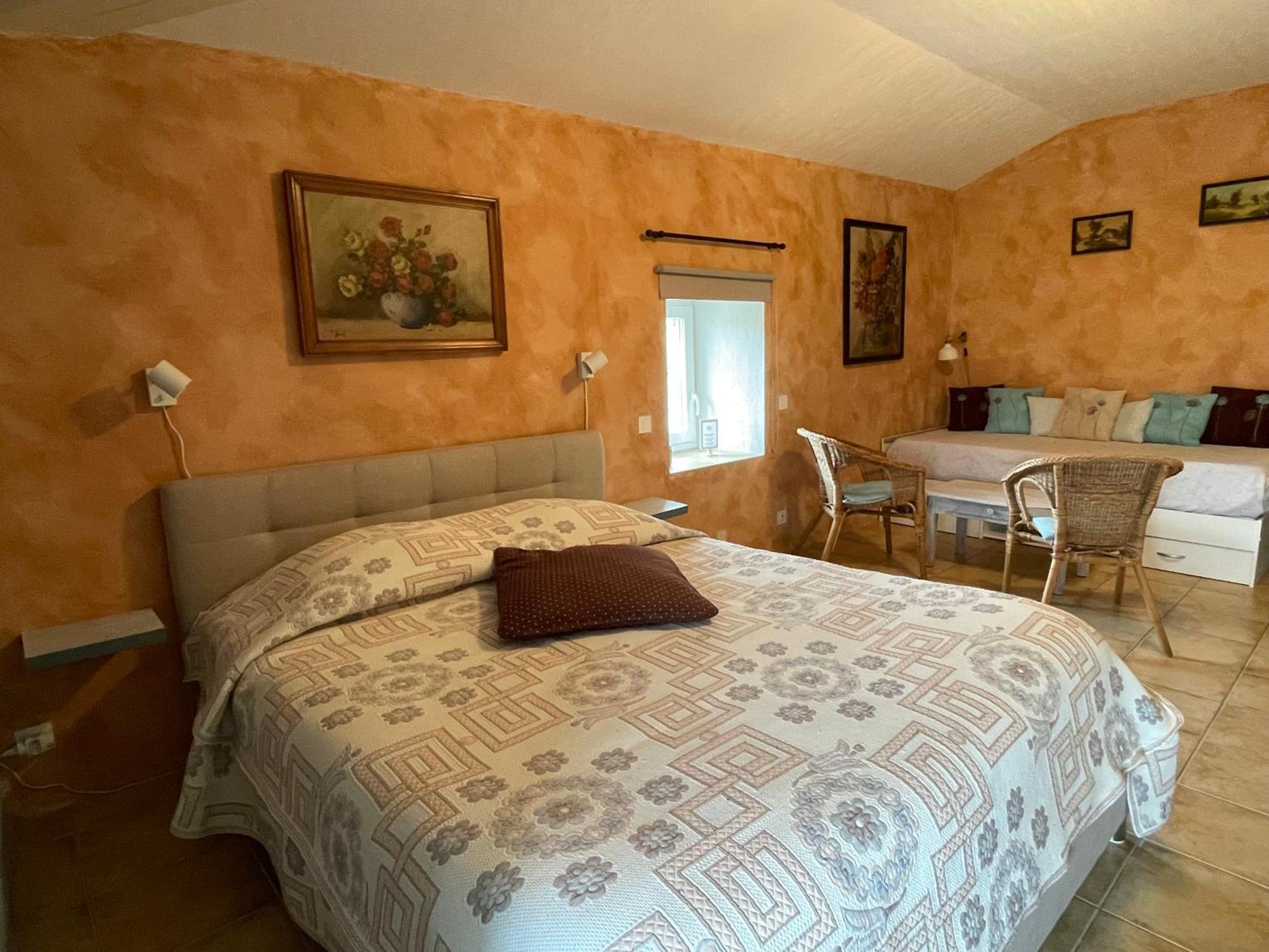 فندق Le Manoir Du Raveyron فالون بون دارْك المظهر الخارجي الصورة