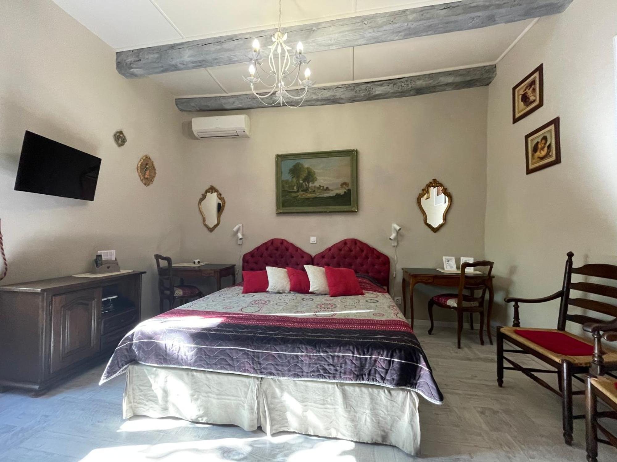 فندق Le Manoir Du Raveyron فالون بون دارْك المظهر الخارجي الصورة